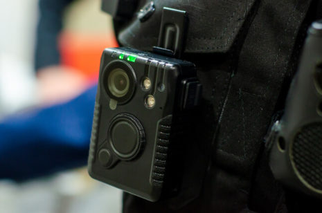 Why Do Police Wear Body Cameras? [The Benefits From The COPS ...